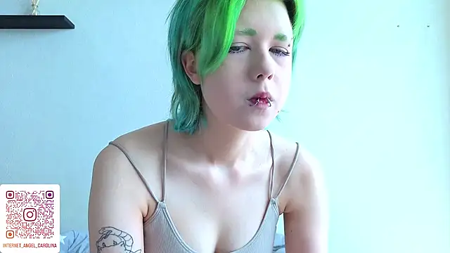 LittleKittenStar online show from June 25, 2026, 11:26 am
