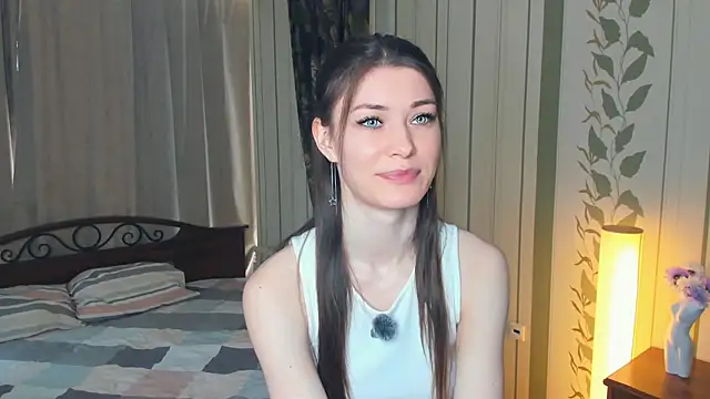 JulissaLipoma online show from May 1, 2026, 7:24 am
