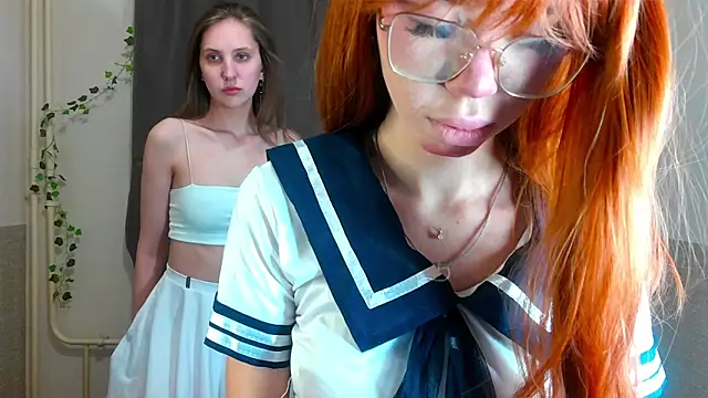 Snapshot of Emily_Nelsonn chatting on April 20, 2026, 5:58 pm Emily Nelsonn online show from April 20, 2026, 5:58 pm