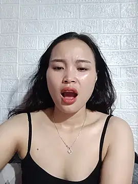 Akile80 online show from July 18, 2026, 1:58 am