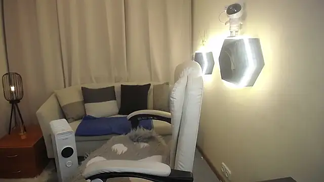 BonnnyBoobsy online show from April 23, 2026, 5:58 am