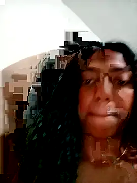 Snapshot of SereiaMulata chatting on May 4, 2026, 9:28 pm SereiaMulata online show from May 4, 2026, 9:28 pm