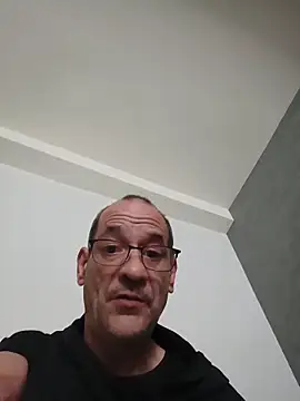 Snapshot of fairlight38 chatting on May 5, 2026, 10:51 am fairlight38 online show from May 5, 2026, 10:51 am