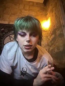 Julia Darkyyy online show from March 20, 2026, 6:42 pm