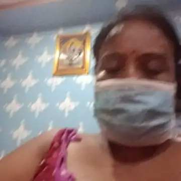 Snapshot of nilimasen chatting on May 6, 2026, 5:39 pm nilimasen online show from May 6, 2026, 5:39 pm