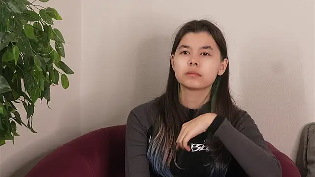 VaniaLeiss online show from March 27, 2026, 5:16 am