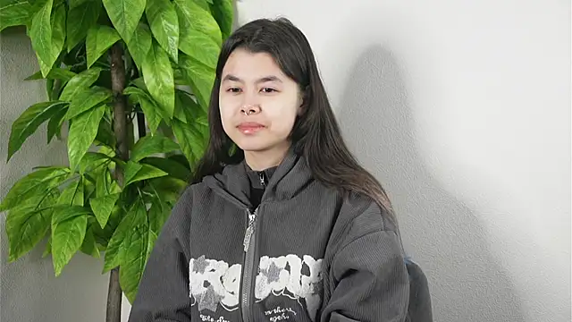 VaniaLeiss online show from March 24, 2026, 5:29 am