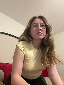 olivialyn online show from March 19, 2026, 8:09 pm