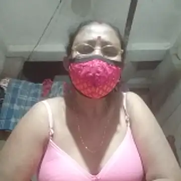 Riya45326 online show from April 23, 2026, 7:04 pm