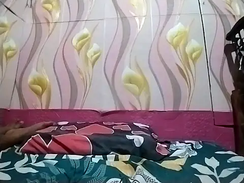 Snapshot of wetsweey chatting on June 12, 2026, 5:10 pm wetsweey online show from June 12, 2026, 5:10 pm