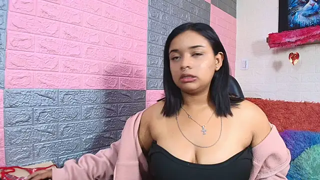 SofiiaCutee online show from June 8, 2026, 3:29 am