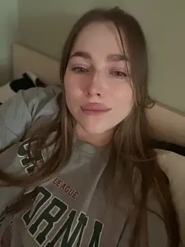 milana millka online show from March 30, 2026, 9:33 am