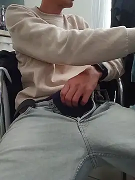 Skinboy06 online show from May 19, 2026, 9:05 am