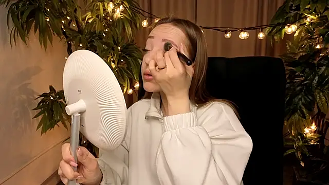 GertrudeWilson online show from March 24, 2026, 6:13 am