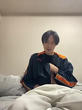 youta200 online show from April 25, 2026, 1:41 pm