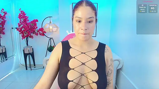 Natalia cartier online show from June 5, 2026, 6:52 am
