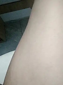 ninicawax online show from April 13, 2026, 3:38 pm