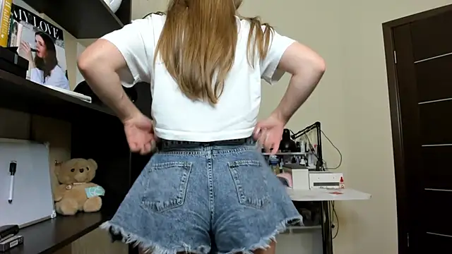 OhMyAlice online show from June 18, 2026, 8:58 pm
