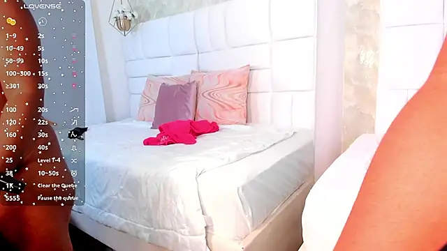 Snapshot of mia_rouxx1 chatting on March 22, 2026, 3:54 am mia rouxx1 online show from March 22, 2026, 3:54 am