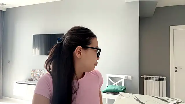 Snapshot of CitratedSpinning chatting on March 21, 2026, 6:36 am CitratedSpinning online show from March 21, 2026, 6:36 am