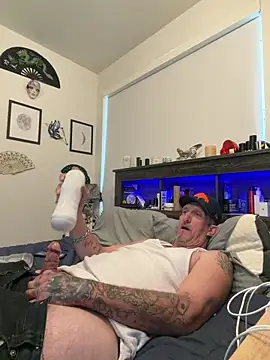 bilateralBKamputee online show from March 22, 2026, 8:21 pm