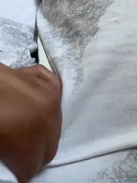 WeepyInsignia online show from March 23, 2026, 2:50 pm