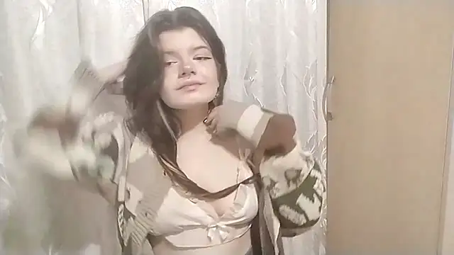 Eva Ange online show from April 23, 2026, 4:52 pm