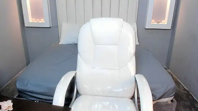 KeilyBennett online show from March 21, 2026, 6:12 pm