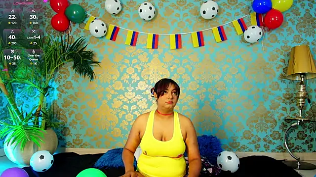 Snapshot of alexa_cruz__ chatting on June 27, 2026, 12:00 pm alexa cruz online show from June 27, 2026, 12:00 pm