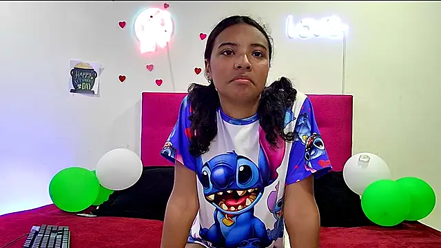 Ellie Cute7 online show from April 24, 2026, 7:05 pm