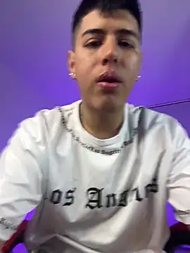 Snapshot of Angel_khouri_ chatting on April 15, 2026, 1:11 am Angel khouri online show from April 15, 2026, 1:11 am