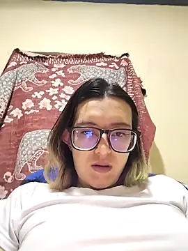 Snapshot of Greta_silber26 chatting on March 26, 2026, 6:17 pm Greta silber26 online show from March 26, 2026, 6:17 pm