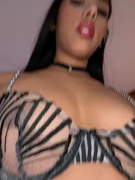 Rossie Blooms online show from June 23, 2026, 9:46 pm