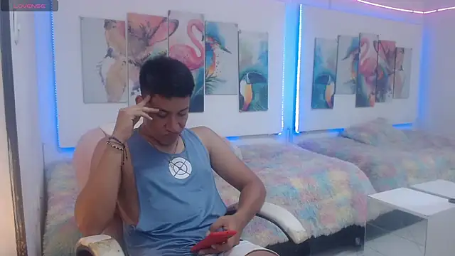 Snapshot of DominantBoy4 chatting on March 25, 2026, 8:08 pm DominantBoy4 online show from March 25, 2026, 8:08 pm