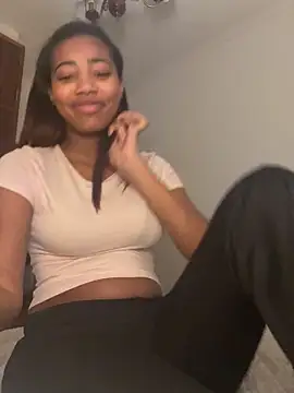 Snapshot of SilkSoles chatting on March 31, 2026, 9:17 pm SilkSoles online show from March 31, 2026, 9:17 pm