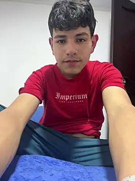 Snapshot of juanma759 chatting on May 4, 2026, 5:11 am juanma759 online show from May 4, 2026, 5:11 am
