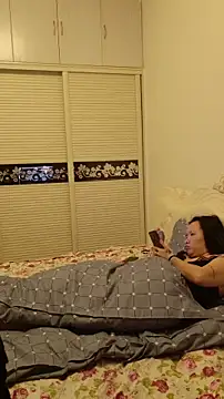 yang202666 online show from March 21, 2026, 4:00 pm