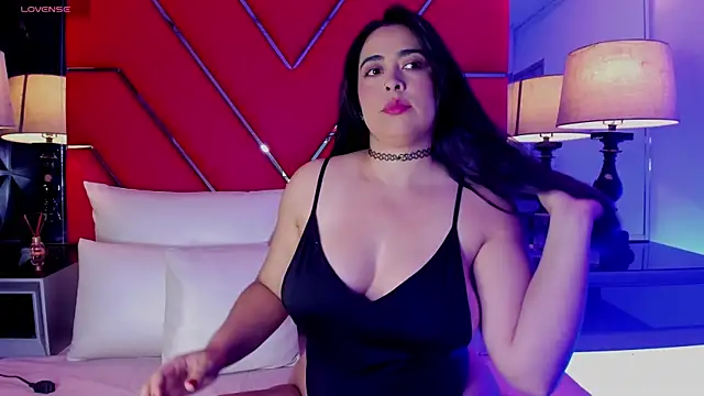 Snapshot of Sofia-Venegas chatting on April 24, 2026, 12:51 pm Sofia-Venegas online show from April 24, 2026, 12:51 pm