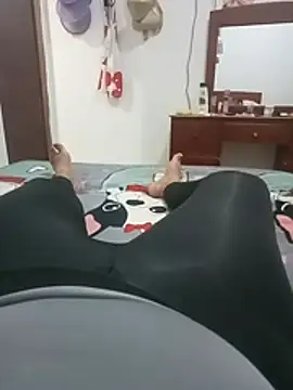 sexymomsn online show from August 1, 2026, 6:00 am