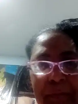 Snapshot of sexymomsn chatting on June 4, 2026, 8:41 am sexymomsn online show from June 4, 2026, 8:41 am