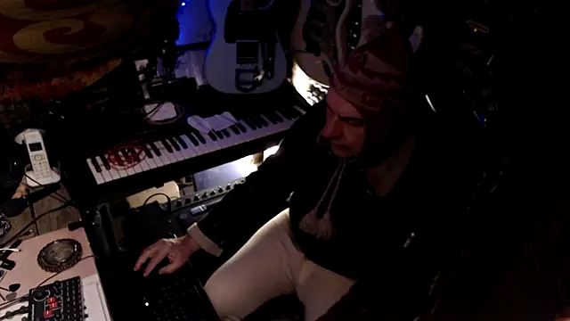 Snapshot of nicobite007 chatting on March 22, 2026, 7:54 am nicobite007 online show from March 22, 2026, 7:54 am