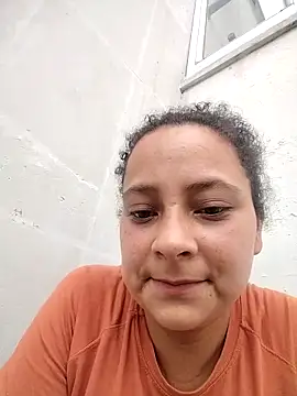 Snapshot of Sofia_Alane chatting on April 29, 2026, 9:43 pm Sofia Alane online show from April 29, 2026, 9:43 pm