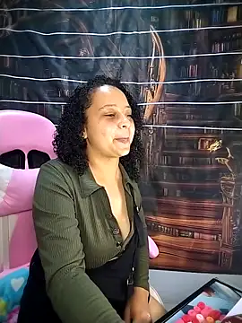 Snapshot of Sofia_Alane chatting on April 13, 2026, 11:14 am Sofia Alane online show from April 13, 2026, 11:14 am