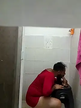 Bebitofiufiu15 online show from April 28, 2026, 1:15 am