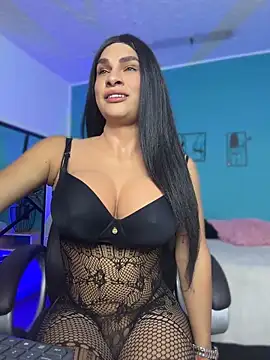 Snapshot of Honey__kiss chatting on July 22, 2026, 11:07 pm Honey kiss online show from July 22, 2026, 11:07 pm