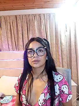 baby-skinnd online show from March 30, 2026, 4:19 pm