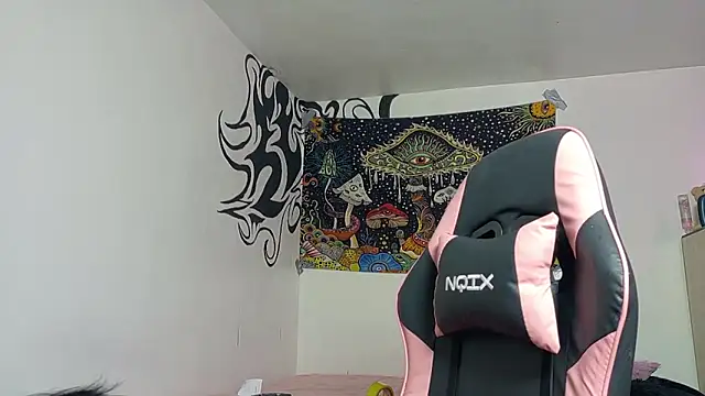 Nubeseliminadas online show from May 21, 2026, 2:31 am