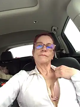 Snapshot of SweetLacy chatting on March 22, 2026, 12:29 pm SweetLacy online show from March 22, 2026, 12:29 pm