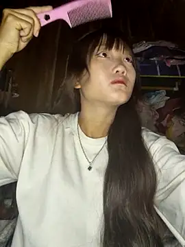 Jolinie online show from May 10, 2026, 2:04 am