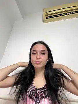 icedrosemarye online show from June 11, 2026, 5:32 pm